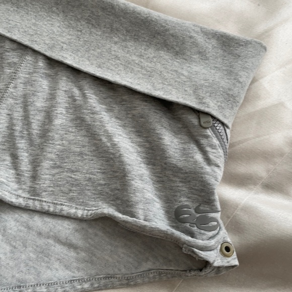 Nike running shorts - Picture 3 of 8